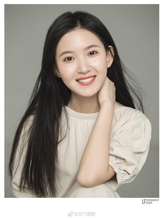 季美含 Meihan Li