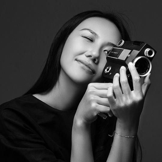 康宇琪 Yuqi Kang