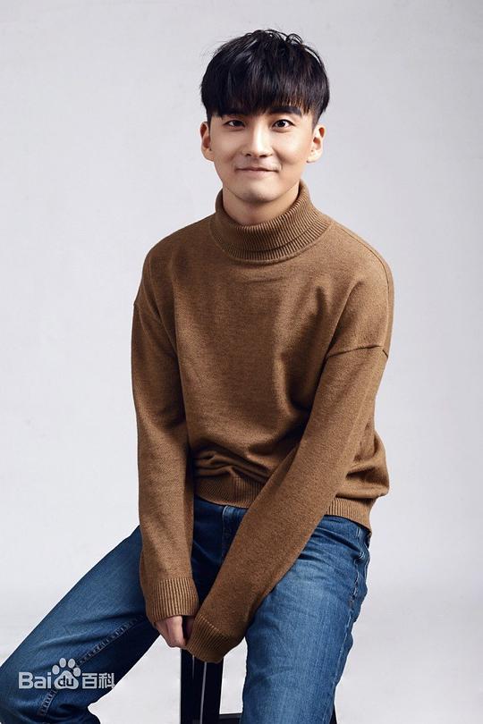 杨暾 Tun Yang
