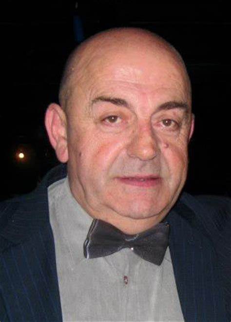 Enver Petrovci Enver Petrovci