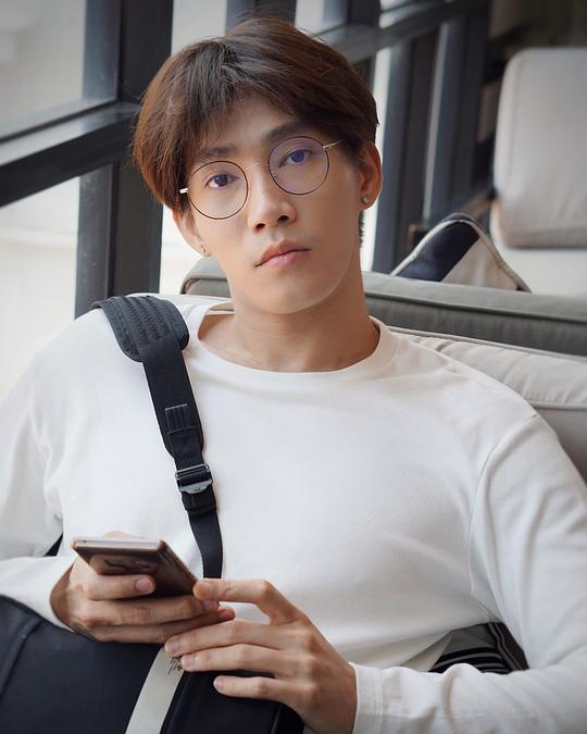 西瓦功·勒楚戳 Sivakorn Lertchuchot