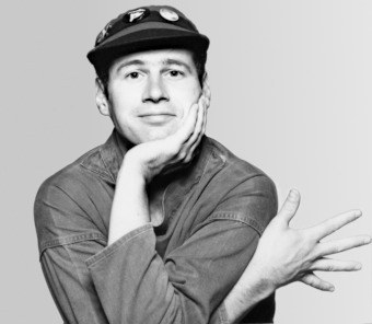 尼尔·尹艾斯 Neil Innes