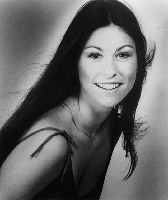 戴安娜卡诺瓦 Diana Canova