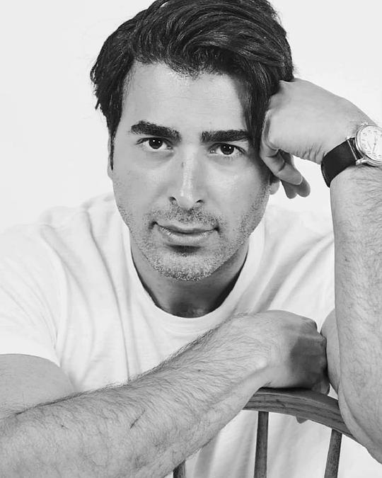 穆斯塔法·克什瓦里 Mostafa Keshvari