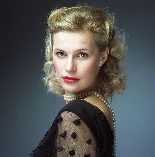 阿格尼斯·瓦丘尔斯卡 Agnieszka Warchulska