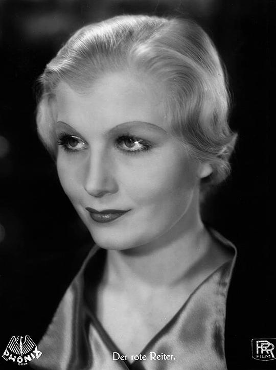 玛丽路易丝·克劳迪乌斯 Marieluise Claudius