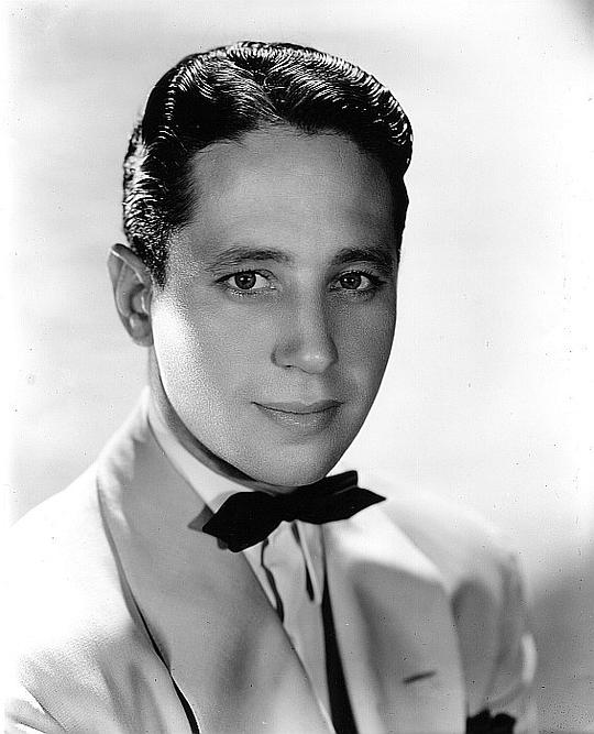 罗斯 亚历山大 Ross Alexander