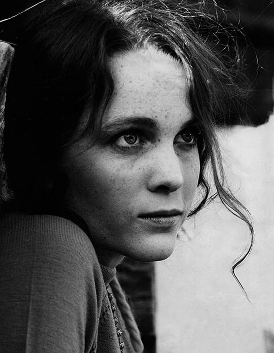 蒂莎·法罗 Tisa Farrow