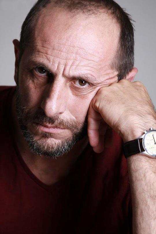 康斯坦丁·弗洛雷斯库 Constantin Florescu