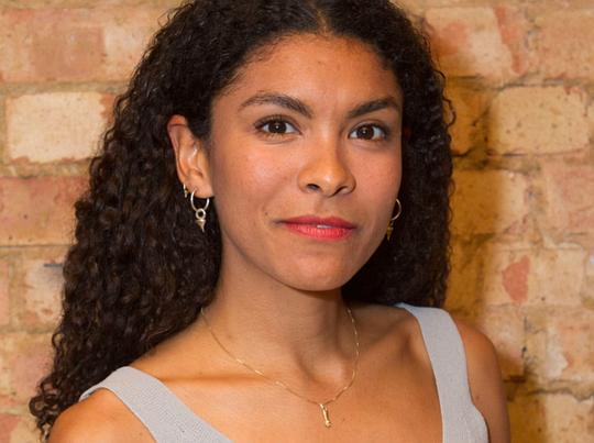 泰利莎·特谢拉 Thalissa Teixeira