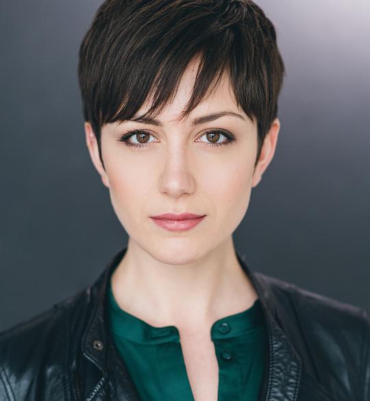 安娜·道格拉斯 Anna Douglas