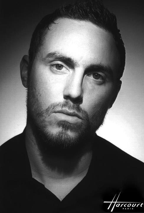 阿克塞尔·乌斯顿 Aksel Ustun