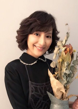 生田智子 Tomoko Ikuta