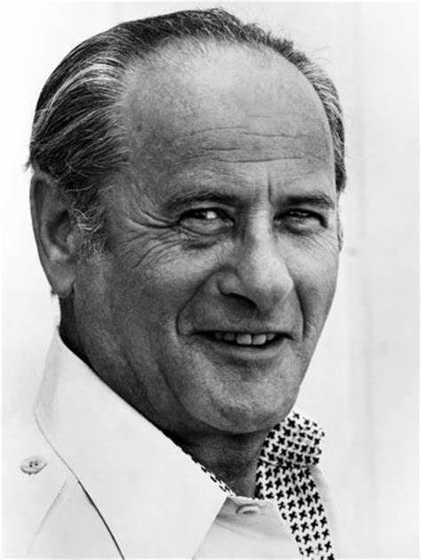 伊莱·瓦拉赫 Eli Wallach