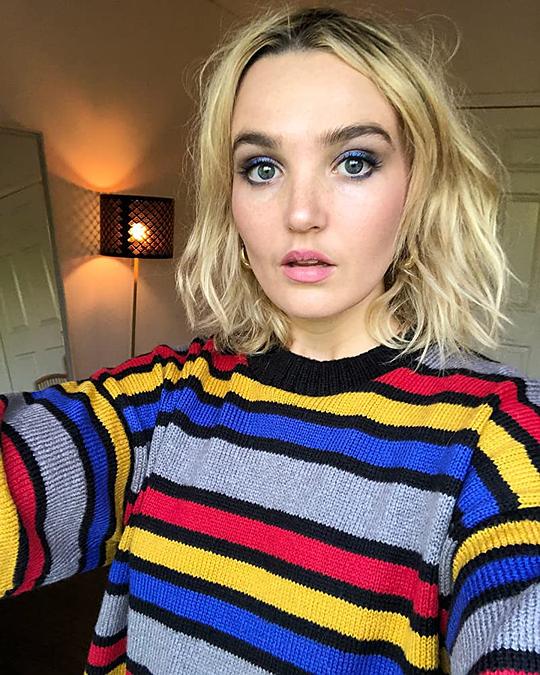 克洛伊·菲内曼 Chloe Fineman