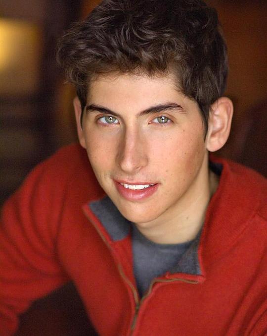 泰勒·克罗泽 Tyler Crozier