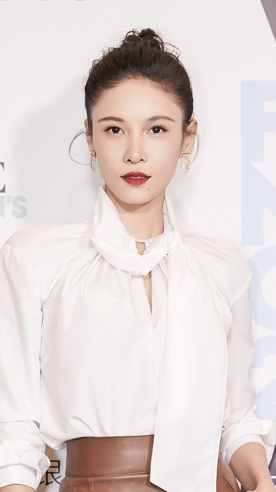 张蓝心 Lanxin Zhang