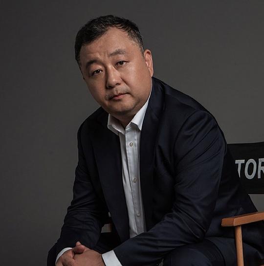 姚晓峰 Xiaofeng Yao