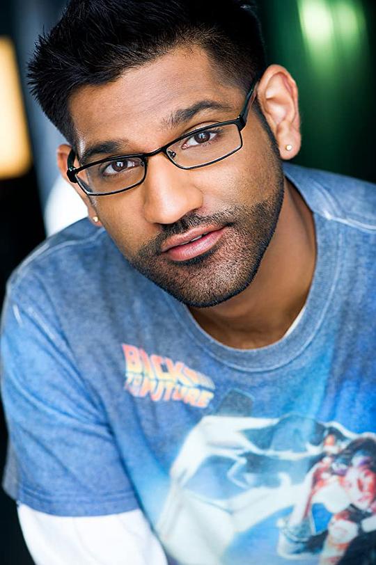 J·曼德扬 J. Mandyam