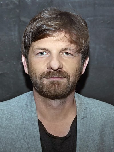 维塞尔·莫里纳 Visar Morina