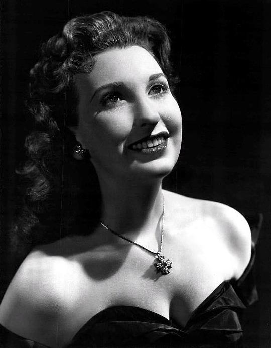 朱莉·本内特 Julie Bennett