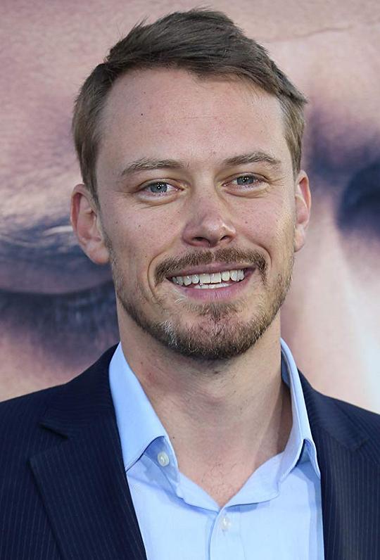 迈克尔·多曼 Michael Dorman