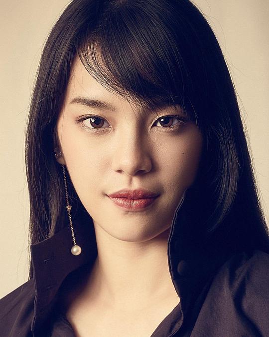 丘普朗·阿瑞昆 Cherprang Areekul