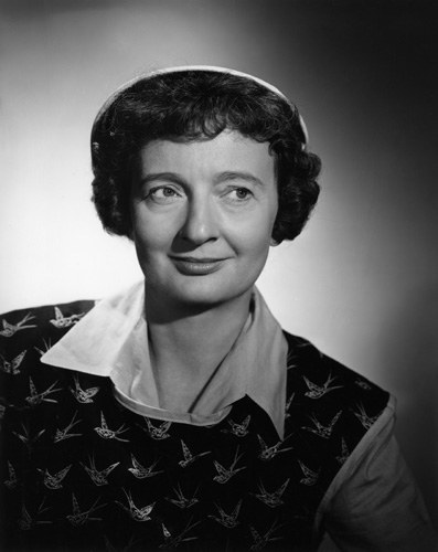 阿姆齐·斯特里克兰 Amzie Strickland