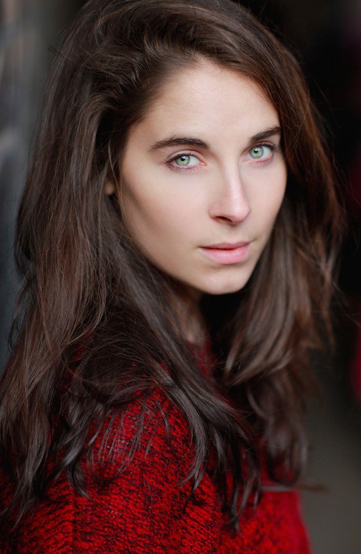 露西·伊顿 Lucy Eaton