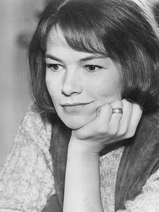 格兰达·杰克逊 Glenda Jackson