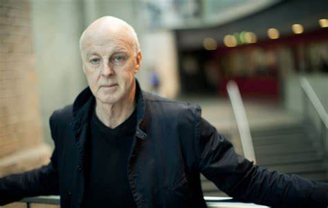 托尼·吉尔福伊尔 Tony Guilfoyle