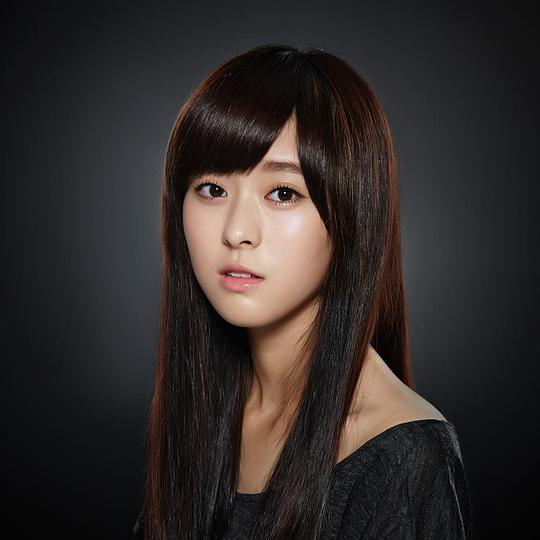 邱偲琹 Ally Chiu