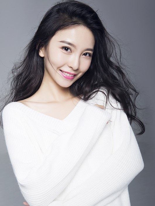 刘嘉芮 Jiarui Liu