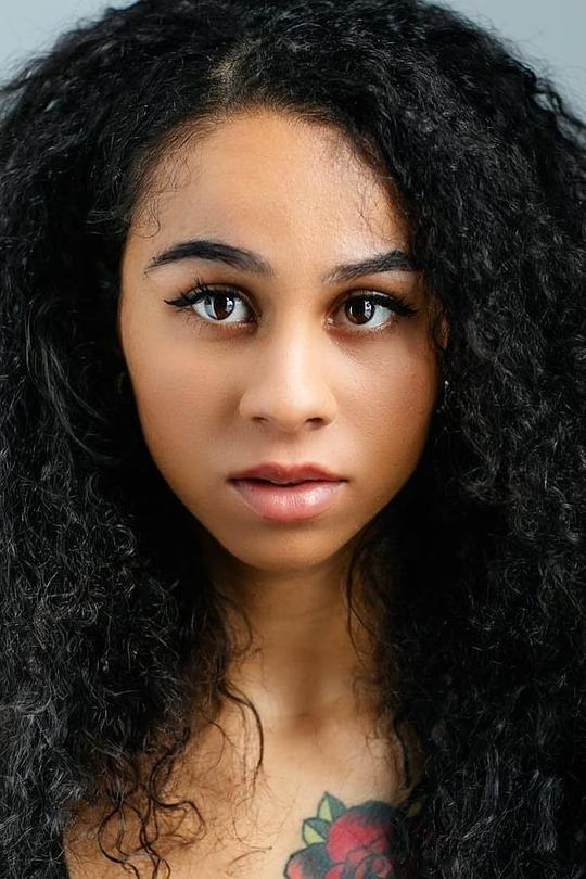 贾哈拉·史密斯 Jahkara Smith