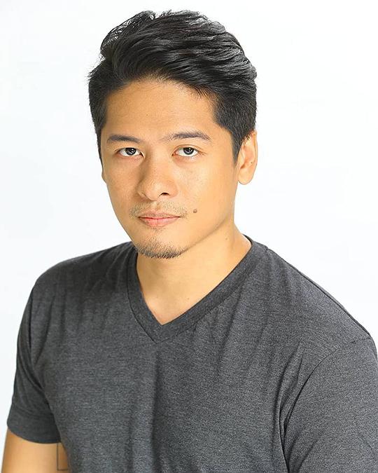 亚历克斯·文森特·梅迪纳 Alex Vincent Medina