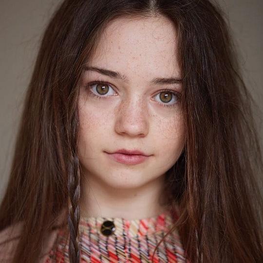 艾拉·李 Ella Lee