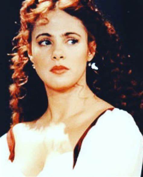 Ana Colchero Ana Colchero