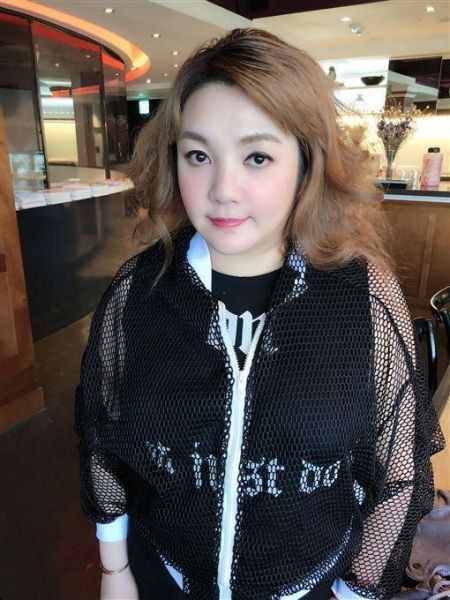 凌葳威 Weiwei Ling