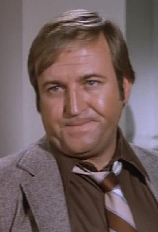 迈克尔·奥尔德雷奇 Michael Alldredge