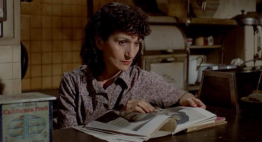 米特拉阿利斯 Dimitra Arliss