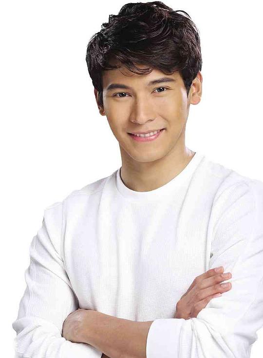 恩充·迪伊 Enchong Dee