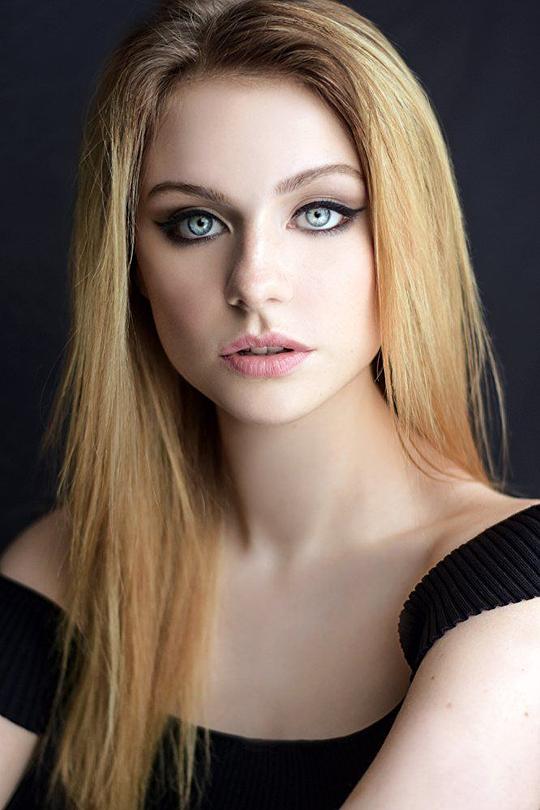 麦迪·菲利普斯 Maddie Phillips