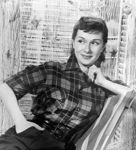 马尔维娜·帕斯托里诺 Malvina Pastorino