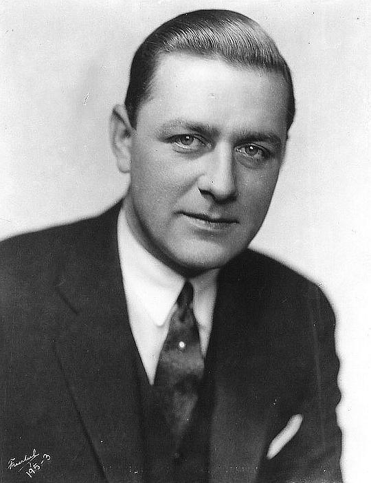 肯尼思·哈尔兰 Kenneth Harlan