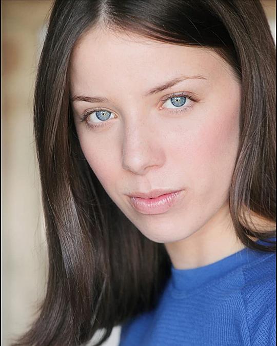 萨拉斯维恩 Sara Swain