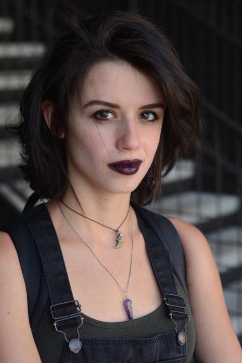 珍娜·凯内尔 Jenna Kanell