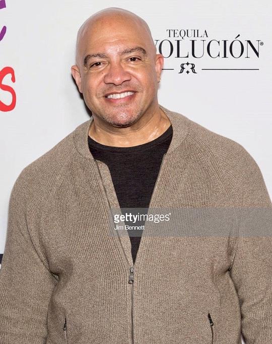 劳伦斯·瓦尔纳多 Lawrence Varnado