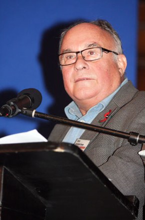 安德鲁·阿克兰-斯诺 Andrew Ackland-Snow