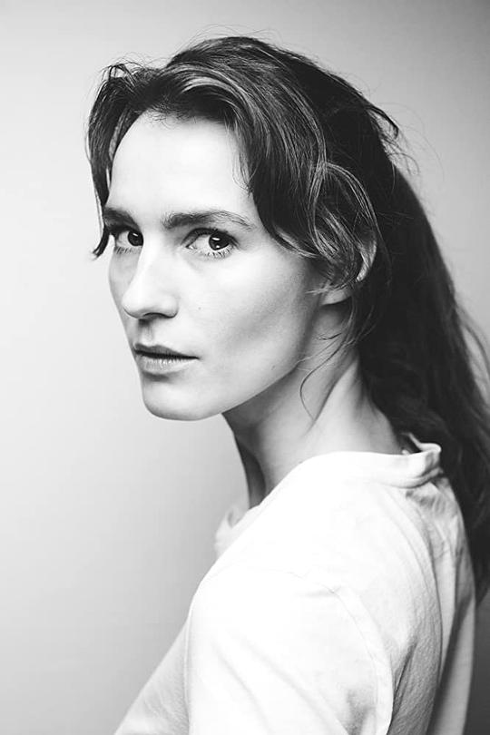 阿曼达·科林 Amanda Collin