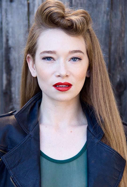 杰德·洛娜·沙利文 Jade Lorna Sullivan